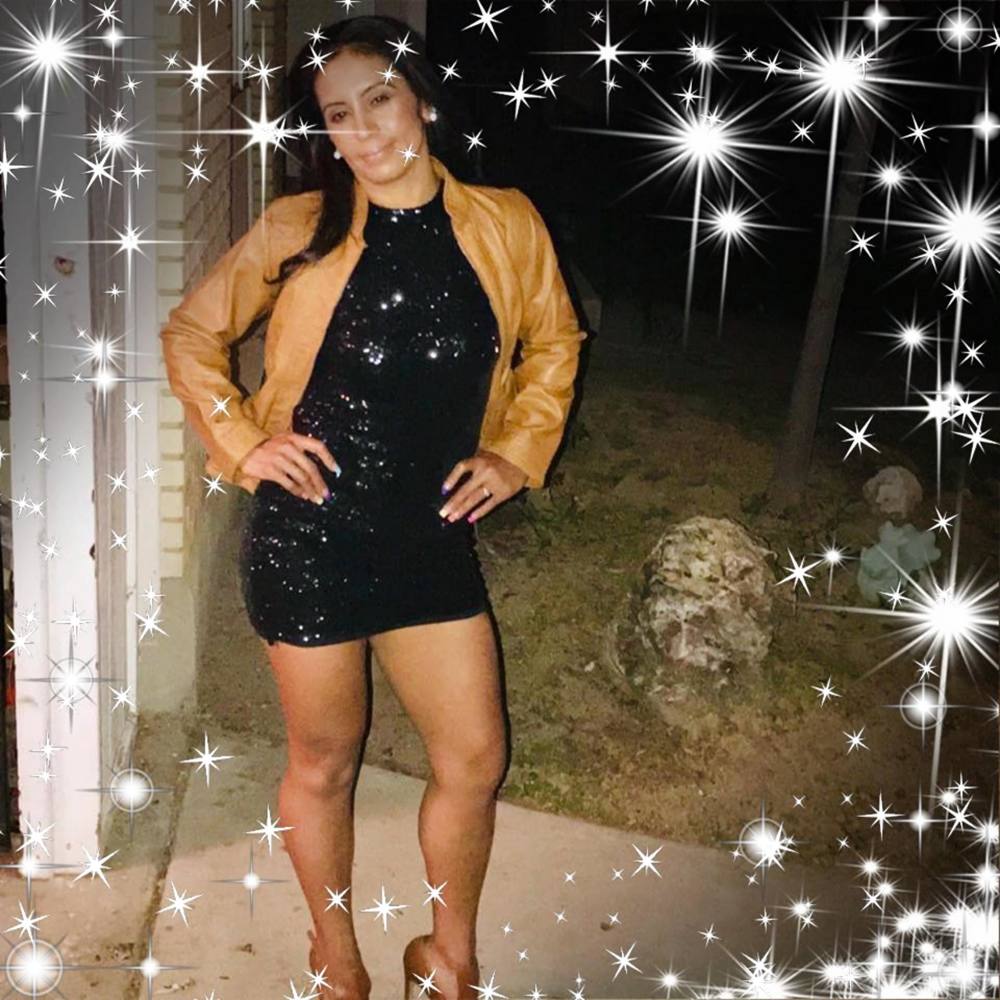 Meet your Posher, Yolanda